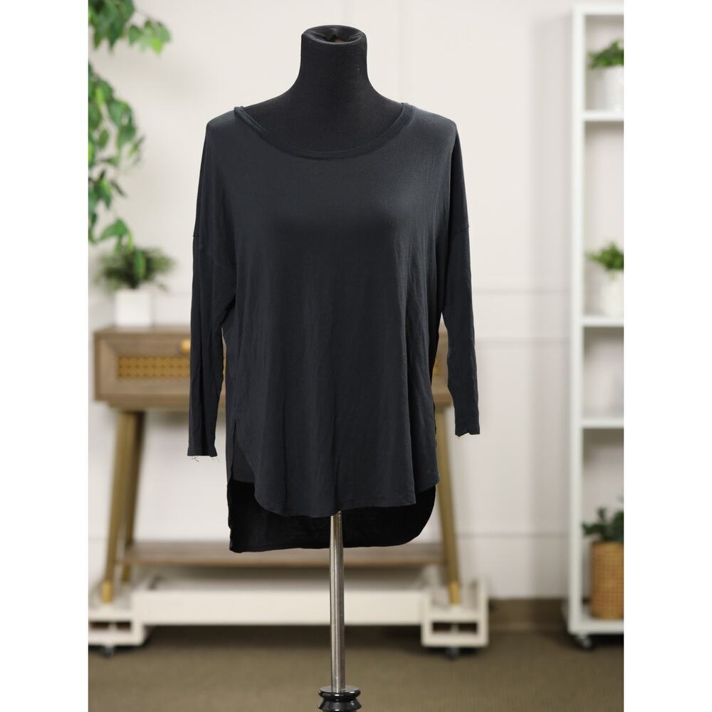 Aritzia Babaton Black Long Sleeve Top Side Slit High Low Hem Relaxed Fit Size M